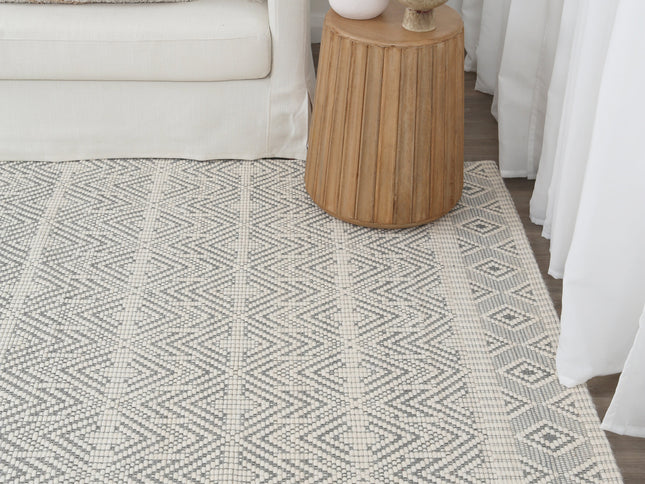 Copacabana Chevron Light Grey Wool Rug
