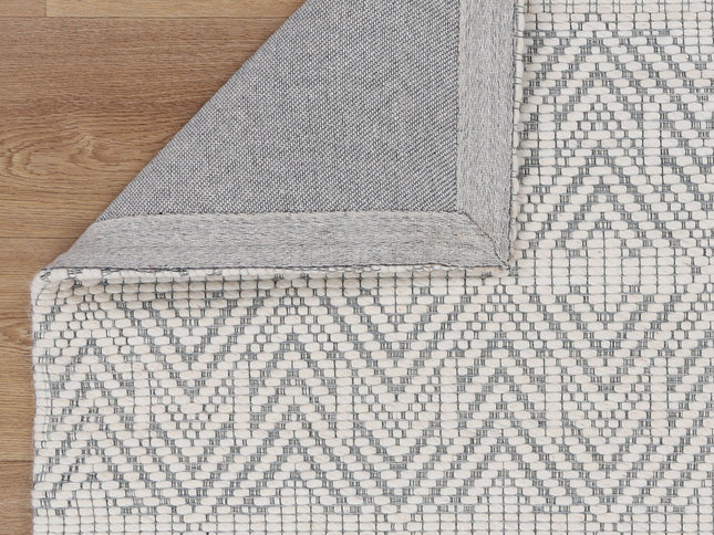 Copacabana Chevron Light Grey Wool Rug