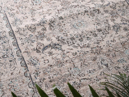 Artifact Kassites Traditional Cream Rug