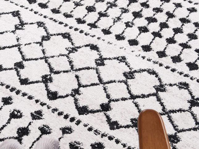 Bergen Repeats Black and White Rug
