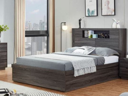 Boston Queen Bed