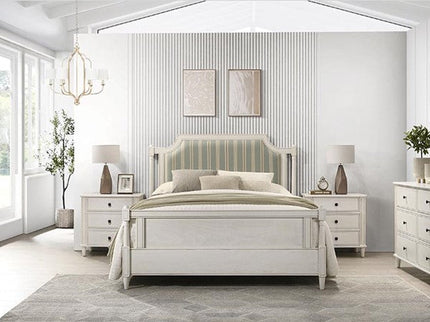 Cassis Bedside