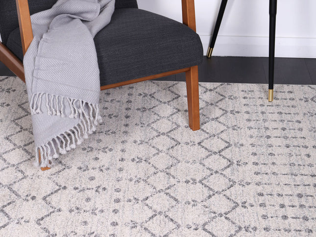 Delicate Geomtric Ivory and Grey