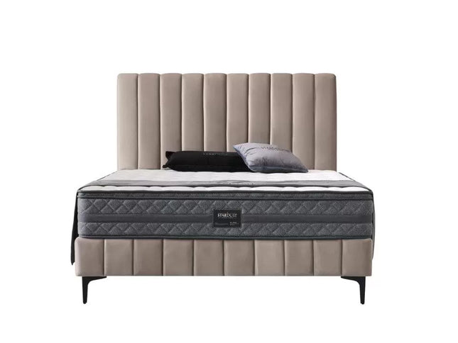 Ellie King - Oatmeal