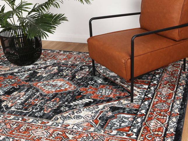Estate Leoplda Traditional Black Rug