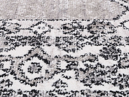 Estate Safra Traditional Grey Rug