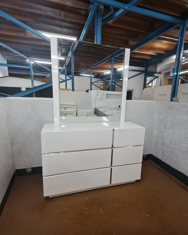 Hannah Dresser & Mirror - White High Gloss