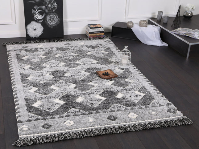 Kaza Tribal Carved Lines Cream Anthracite Rug