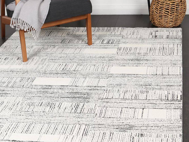 Legend Pan Geometric Light Grey Rug