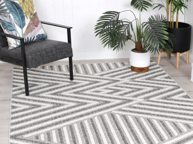Maldives Hawk Indoor / Outdoor Grey Rug