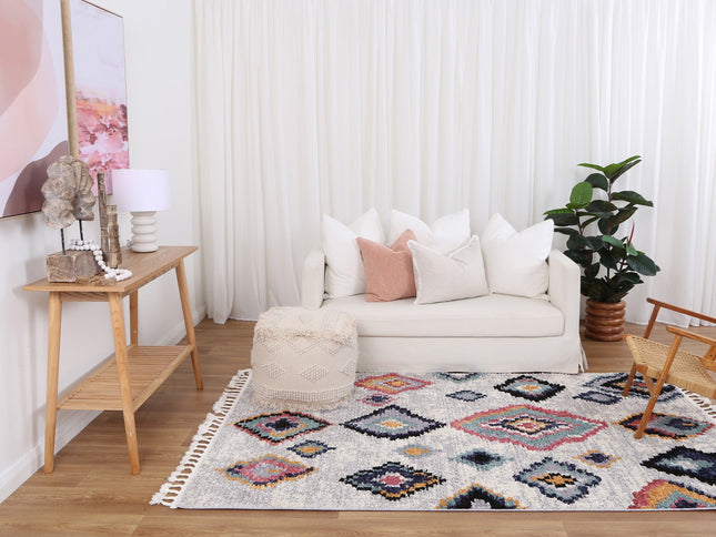 Moda Peggy Multi Tribal Rug