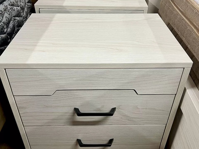 New Chicago Bedside