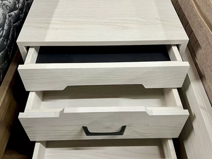 New Chicago Bedside