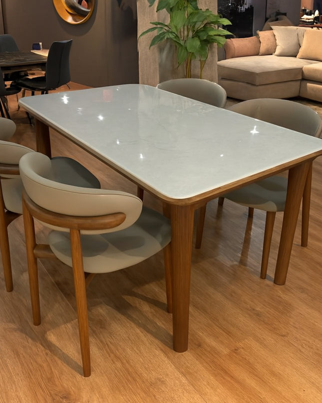 Opera Dining Table