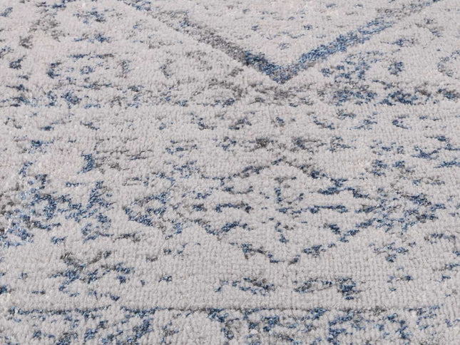 Porto Luna Cream & Blue Traditional Rug