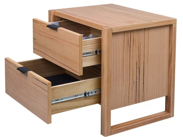 Perisher Bedside