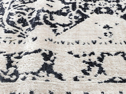 Rapsody Rossini Navy Traditional Rug