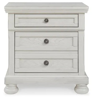 Robbinsdale 5pce Queen Dresser Mirror Suite