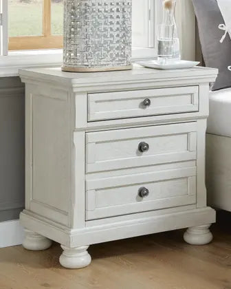 Robbinsdale 5pce King Dresser Mirror Suite