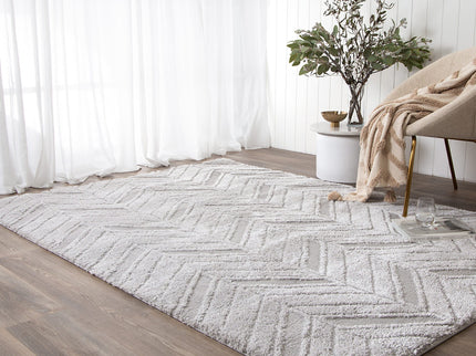 Tender Chevron Silver Shag Rug
