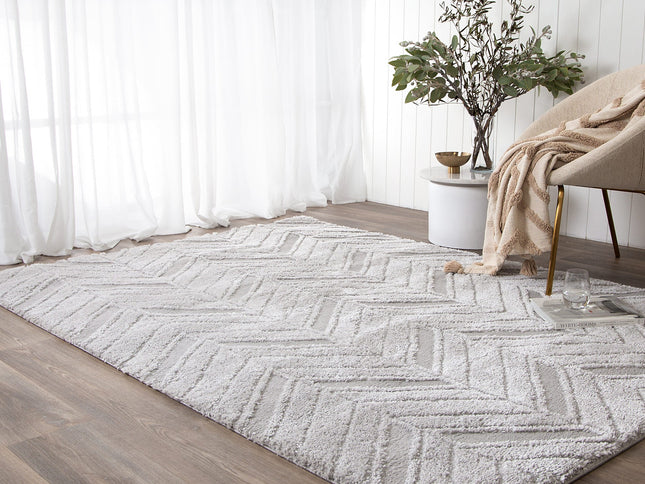 Tender Chevron Silver Shag Rug