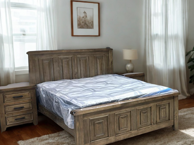 Heritage Queen Bed