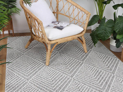 Vanuatu Menapi Ash Geometric Flatweave Rug
