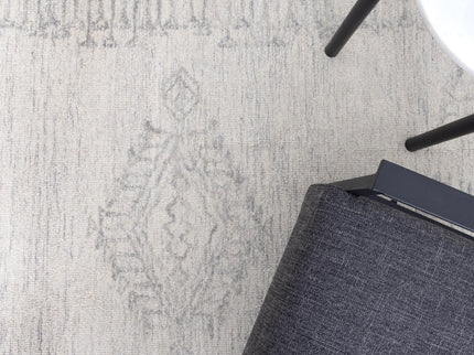 Zuri Orient Ivory Wool Rug