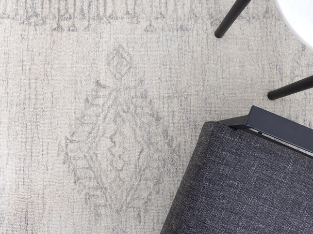 Zuri Orient Ivory Wool Rug