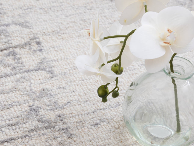 Zuri Orient Ivory Wool Rug