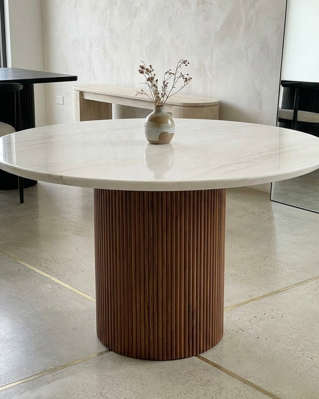 Aspen 5pce Round Dining Table W/ Black Bailey Chair