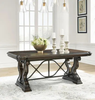 Maylee Extendable Dining Table
